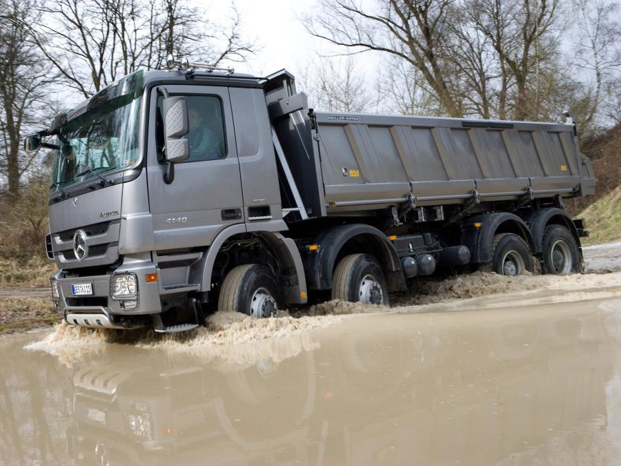  Mercedes-Benz Actros 4148 2009 года  (фото 23 из 25)